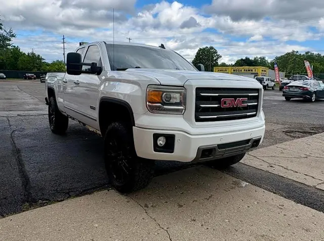 2015 GMC Sierra 4WD Double Cab SLT SWB's photo