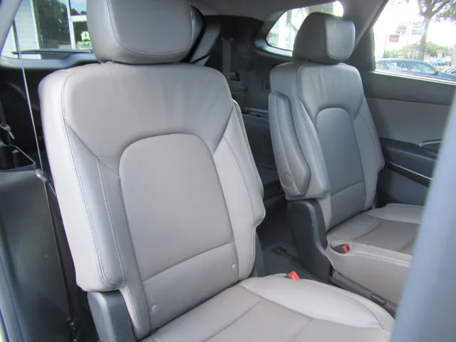 2015 Hyundai Santa Fe Limited - Photo 19