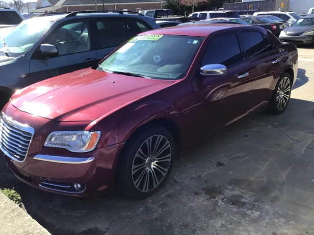 2014 Chrysler 300 S's photo
