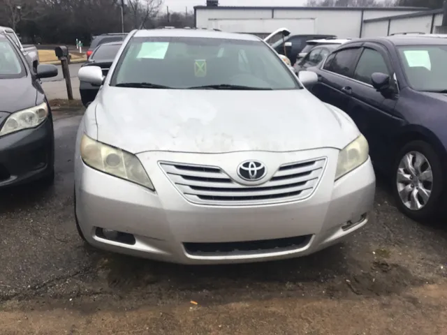 2009 Toyota Camry XLE's photo