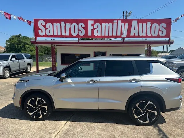 2022 Mitsubishi Outlander SE