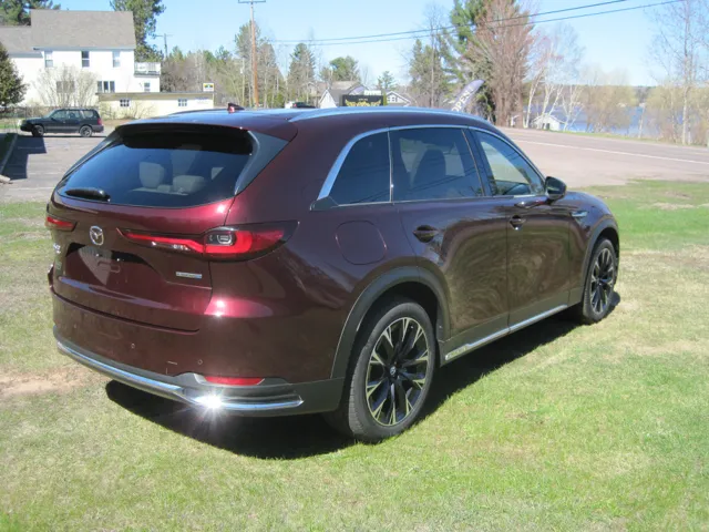 2024 Mazda CX-90 Premium Package - Photo 7
