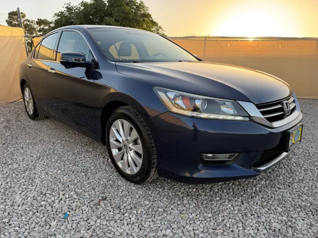 2013 Honda Accord EX-L V6 Auto w/Navi's photo