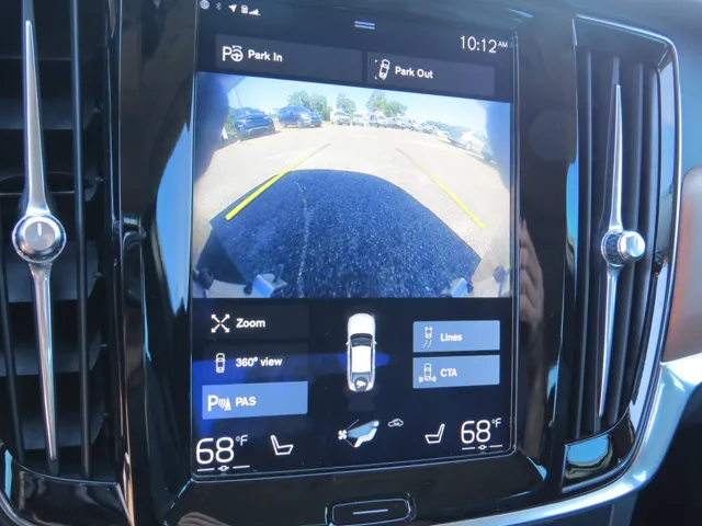 2017 Volvo S90 Inscription photo 12