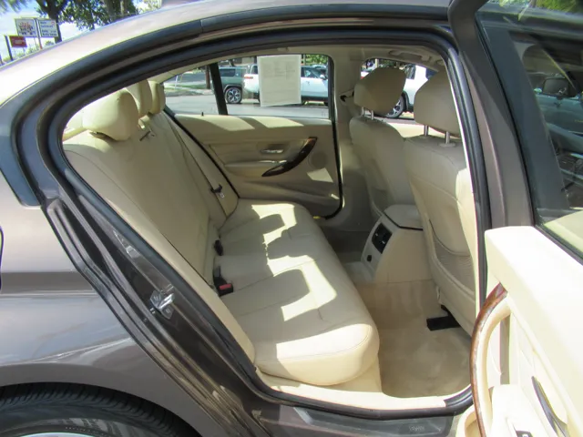 2013 BMW 3 Series 328i - Photo 13