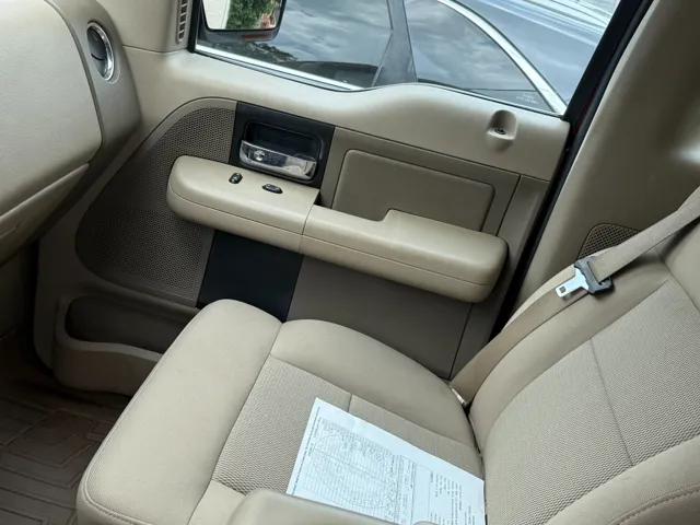 2005 Ford F-150 XLT - Photo 8