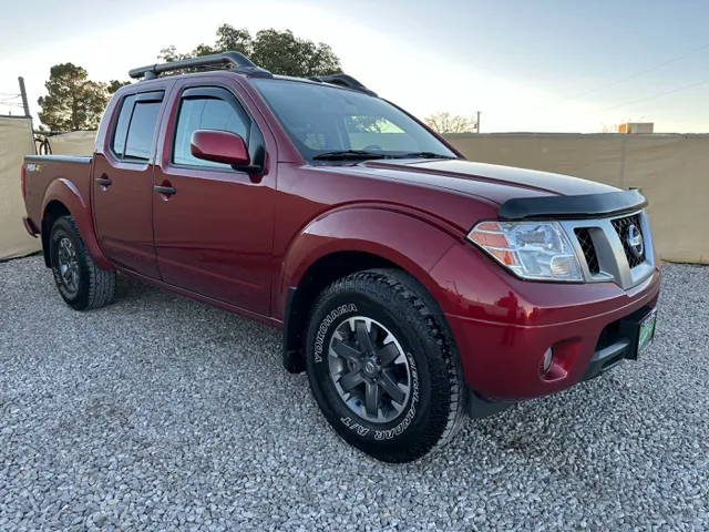 2020 Nissan Frontier PRO-4X's photo