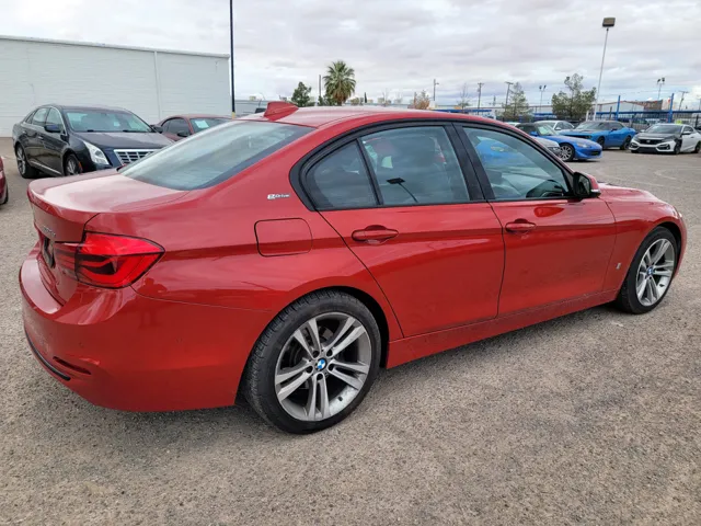2016 BMW 3 Series 330e - Photo 9