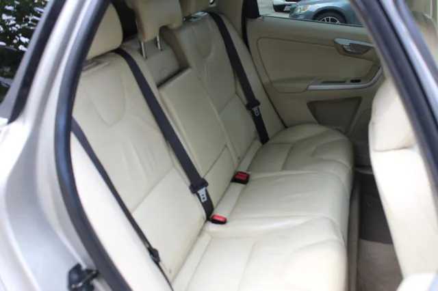 2012 Volvo XC60 photo 24