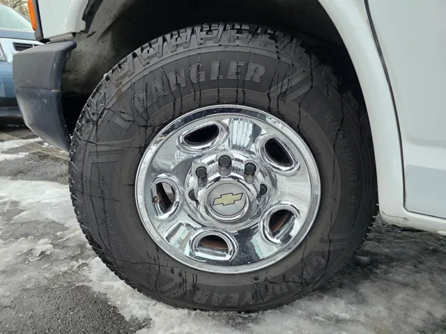 2012 Chevrolet Express Cargo Work Van - Photo 69
