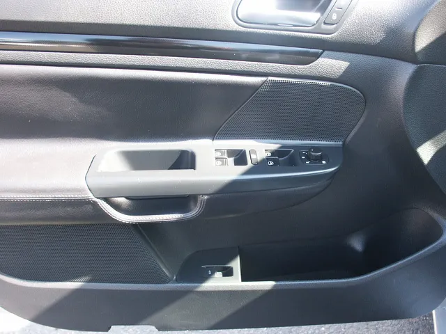 2011 Volkswagen Jetta SportWagen SE - Photo 13