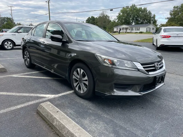 2013 Honda Accord LX photo 3