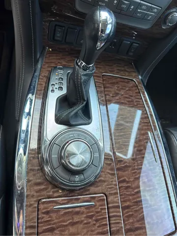 2019 Nissan Armada SL - Photo 11
