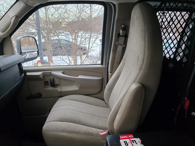 2012 Chevrolet Express Cargo Work Van - Photo 22