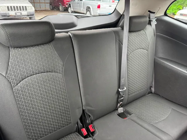 2012 Chevrolet Traverse 1LT - Photo 10