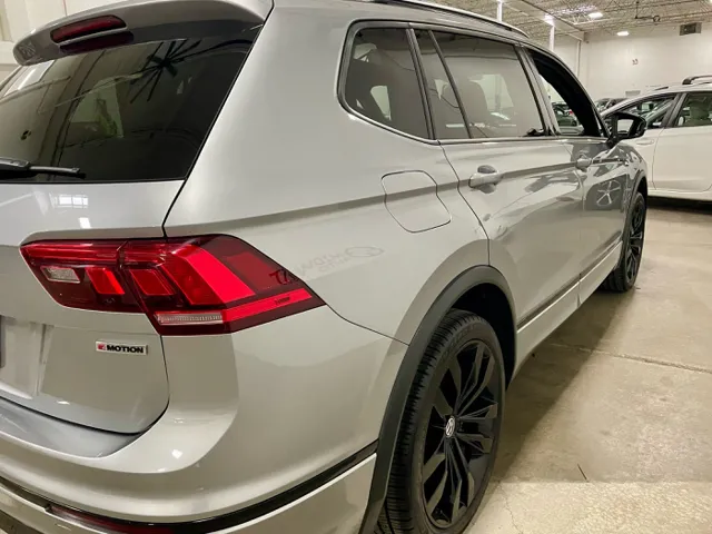 2021 Volkswagen Tiguan SE R-LINE BLACK - Photo 5