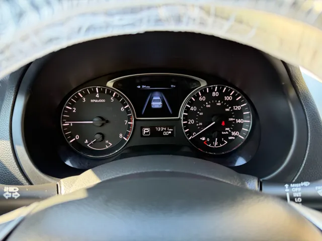 2013 Nissan Altima Sedan - Photo 9