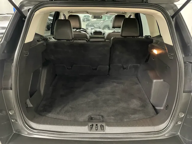 2017 Ford Escape SE photo 9