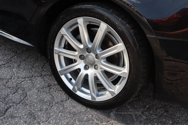 2012 Audi A4 2.0T Prestige Quattro photo 7