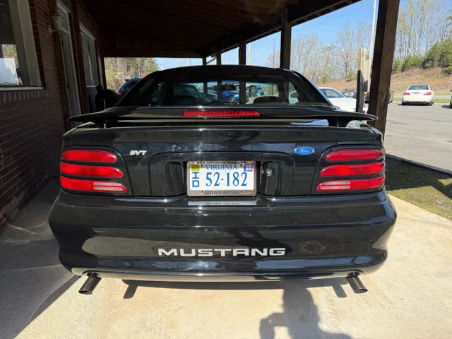 1995 Ford Mustang - Photo 7
