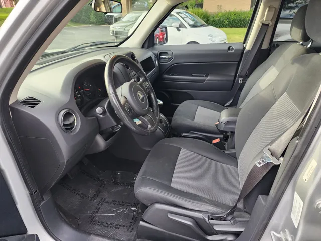 2011 Jeep Patriot Latitude photo 13
