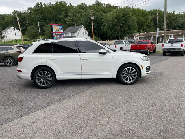 2019 Audi Q7 Premium Plus photo 8
