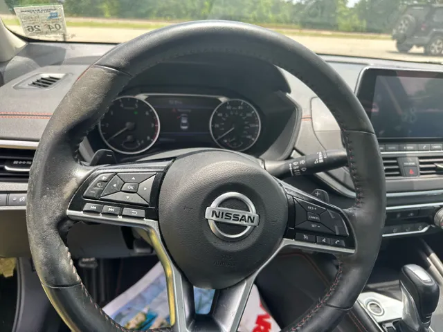 2021 Nissan Altima SR - Photo 7
