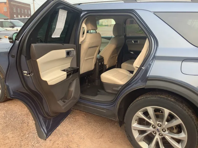 2021 Ford Explorer Platinum - Photo 13