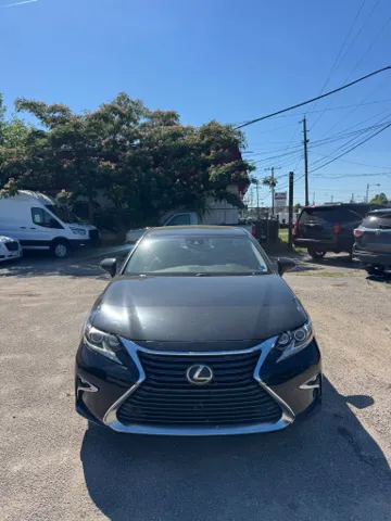 2016 Lexus ES 350 350's photo