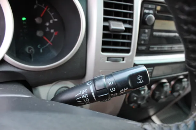2009 Toyota 4Runner SR5 - Photo 30