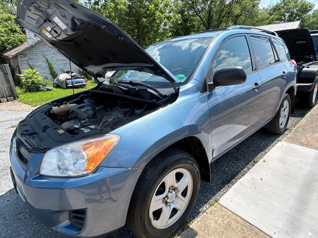 2010 Toyota RAV4 Base's photo