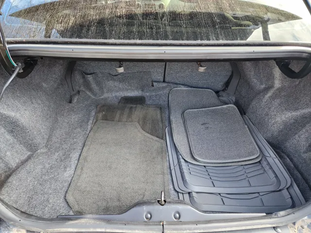 2007 Saturn ION 2 - Photo 18