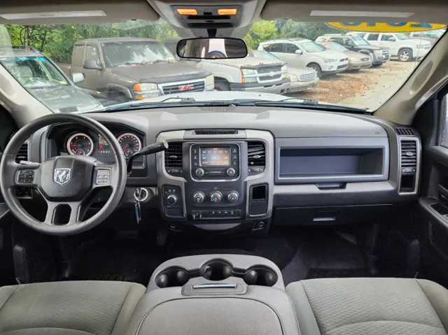 2018 Ram 3500 photo 22