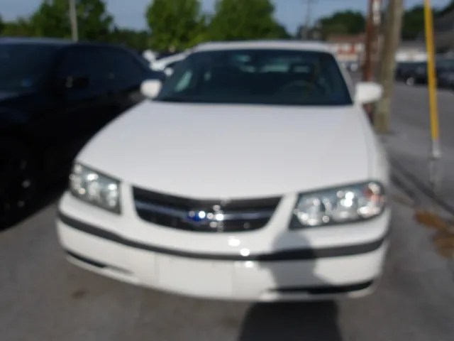 2002 Chevrolet Impala LS's photo